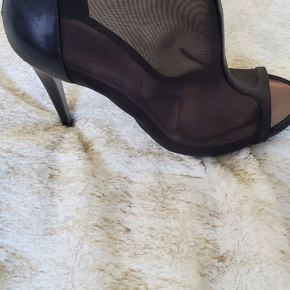 Bcbg shoes booties - Picture 4 of 7